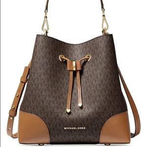 MK Signature Mercer Gallery Convertible Bag